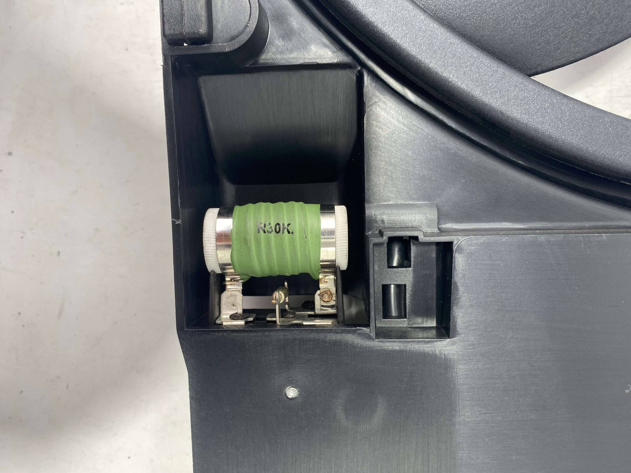 Trwały elektryczny wentylator chłodzący silnik 17117541092 do Mini Cooper R50 R53 Możliwość zam&oacute;wienia zbiorczego