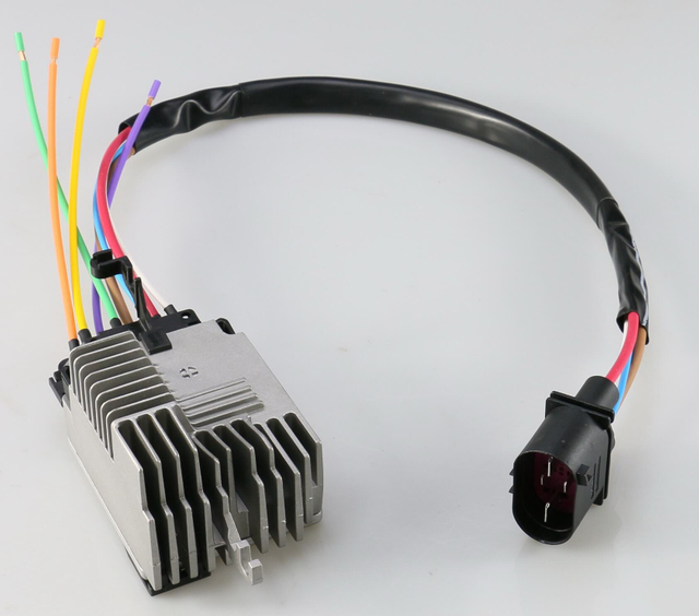 8E0959501AG Modul de control al ventilatorului de racire pentru Audi A4