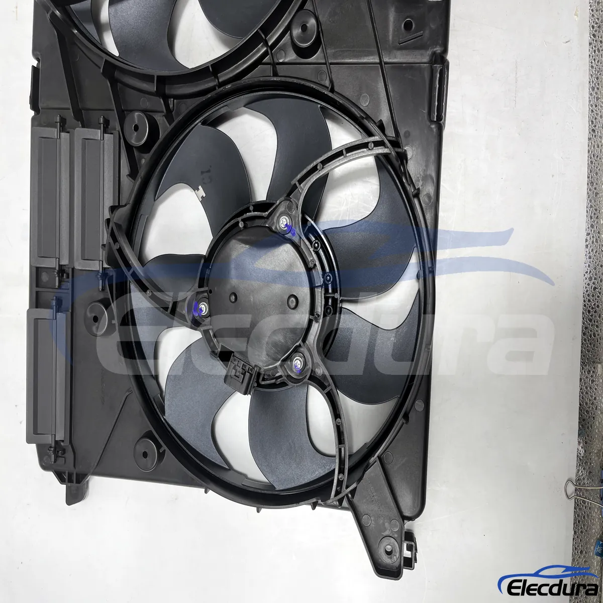 Sostituzione ventola di raffreddamento Ford FUSION DG938C607BD per distributori