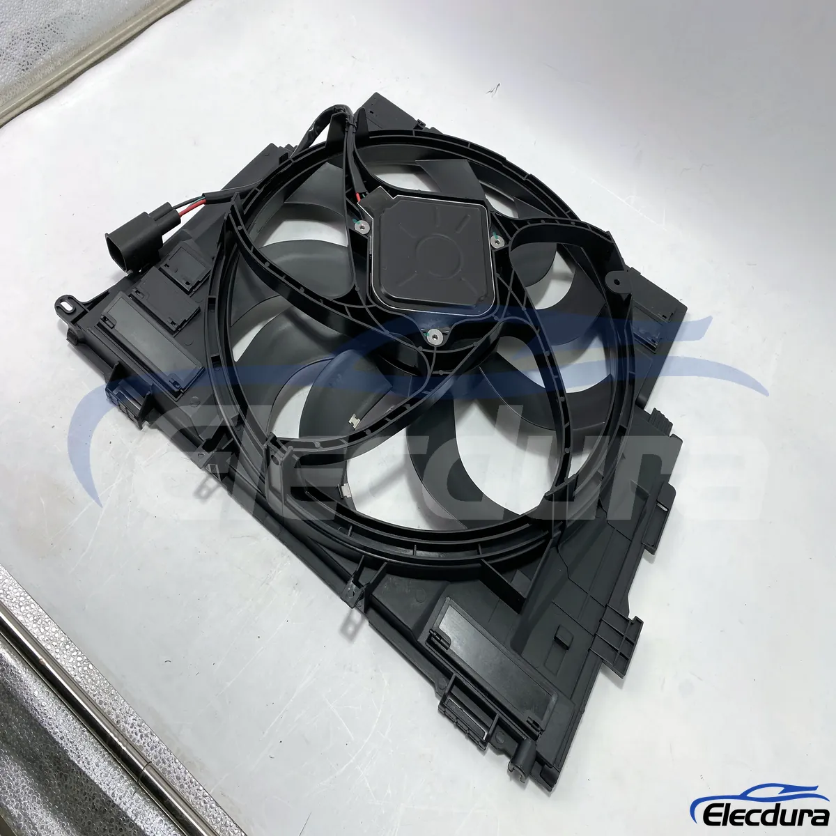 Gruppo ventola di raffreddamento BMW F10 17418642161 per fornitura distributore