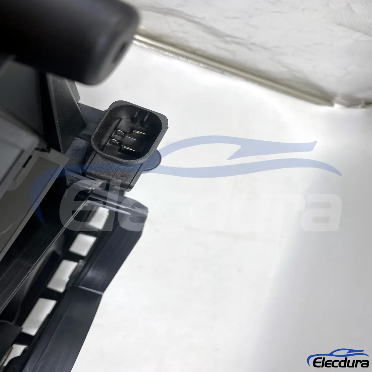 ชุดพัดลมระบายความร้อน BMW G01 17428487636 สำหรับการจัดหาผู้จัดจำหน่าย