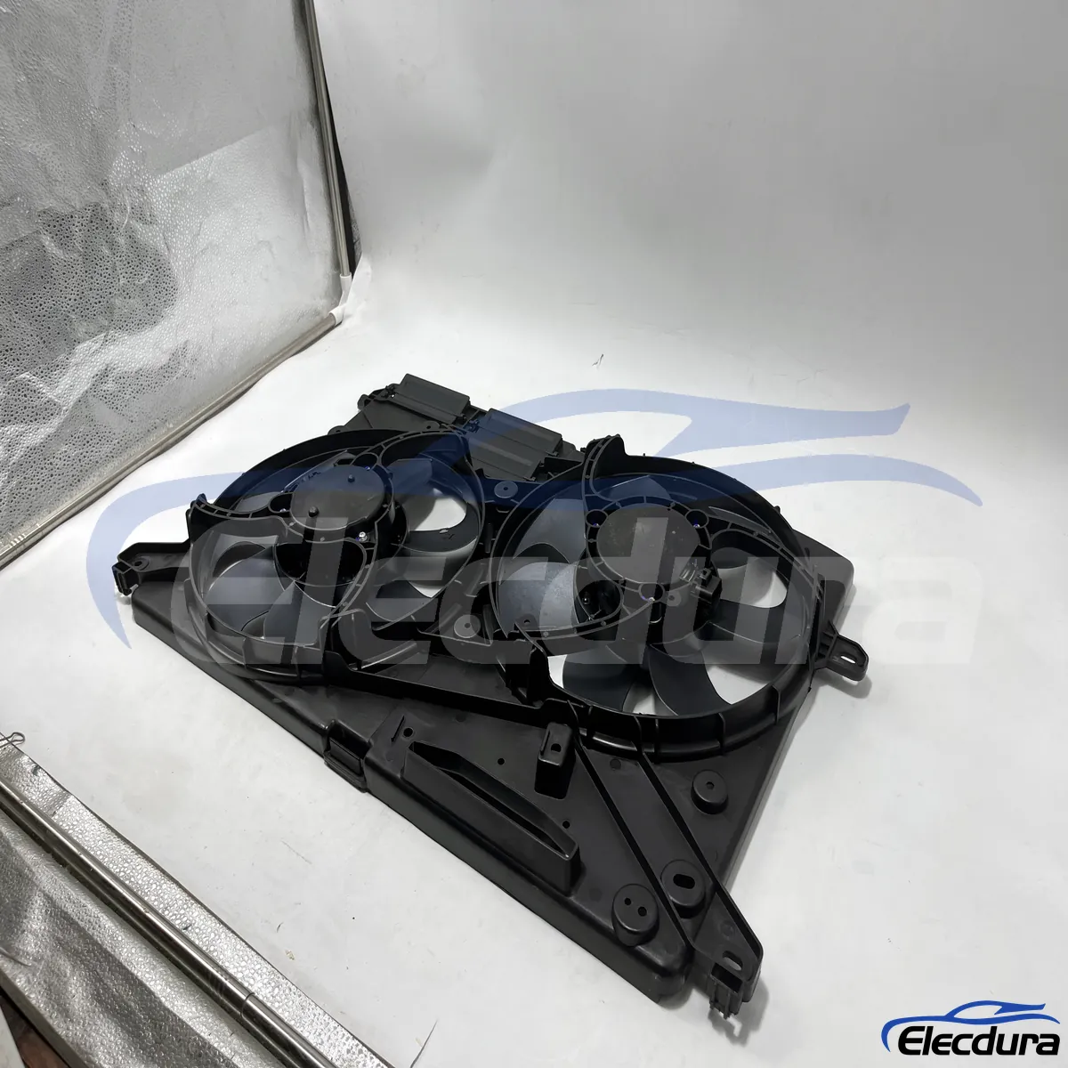 DG938C607BD Ventola di raffreddamento radiatore Motore per officine e importatori Ford