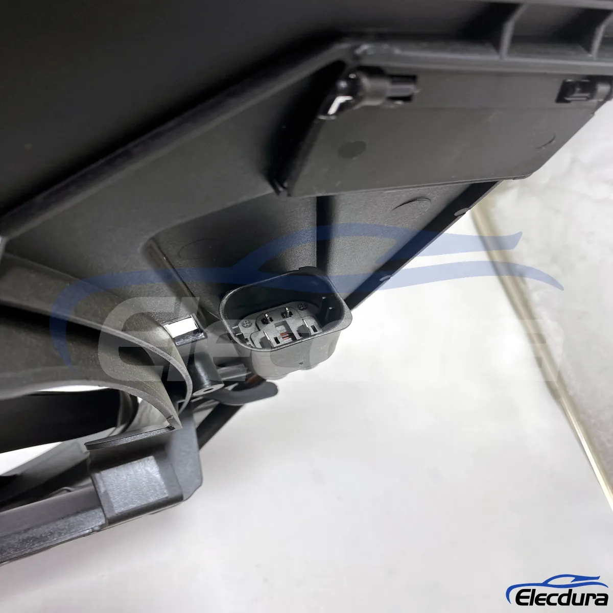 Gruppo ventola di raffreddamento del radiatore senza spazzole BMW Sostituzione OE 17118666815 fornitura di parti sfuse