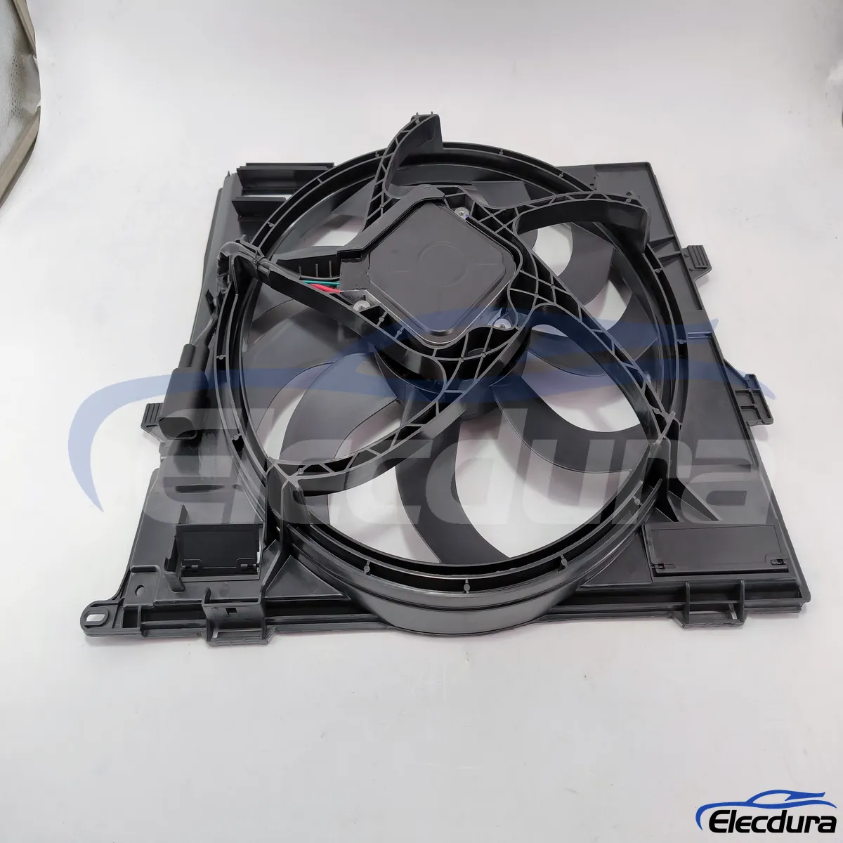 BMW Sestava chladic&iacute;ho ventil&aacute;toru F35 17428625440 pro nap&aacute;jen&iacute; rozdělovače