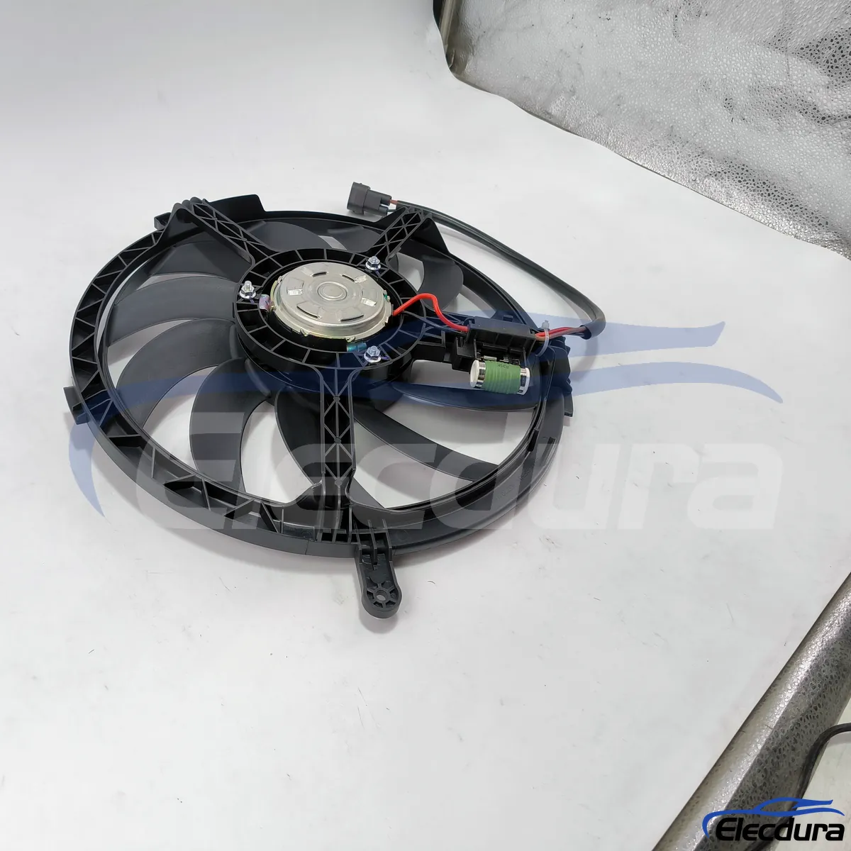 BMW 라디에이터 냉각 팬 어셈블리 OE 교체 17427535100 대량 부품 공급