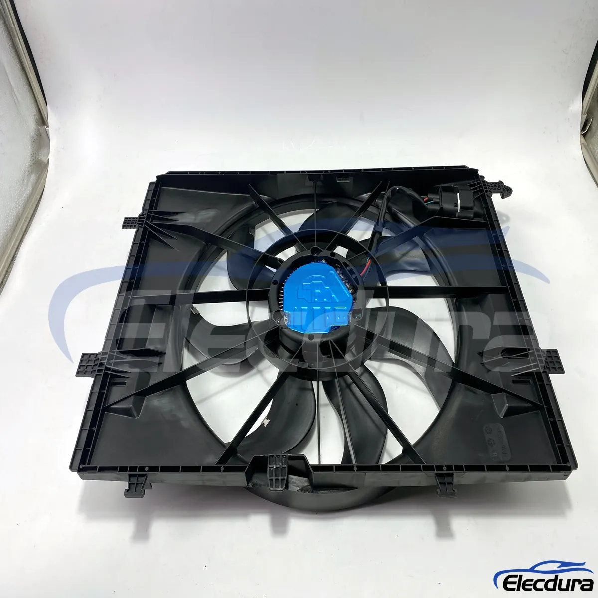 Mercedes-Benz W205, W253, W213 udskiftning af k&oslash;leventilator A0999061000 til distribut&oslash;rer
