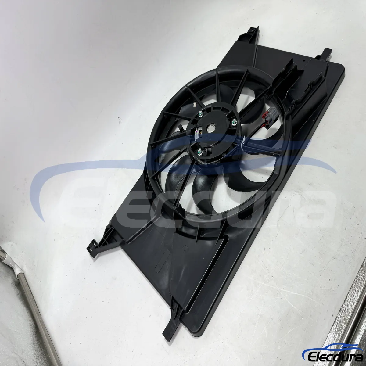 مروحة تبريد بديلة Ford OE CV618C607BA لبرامج البيع بالجملة