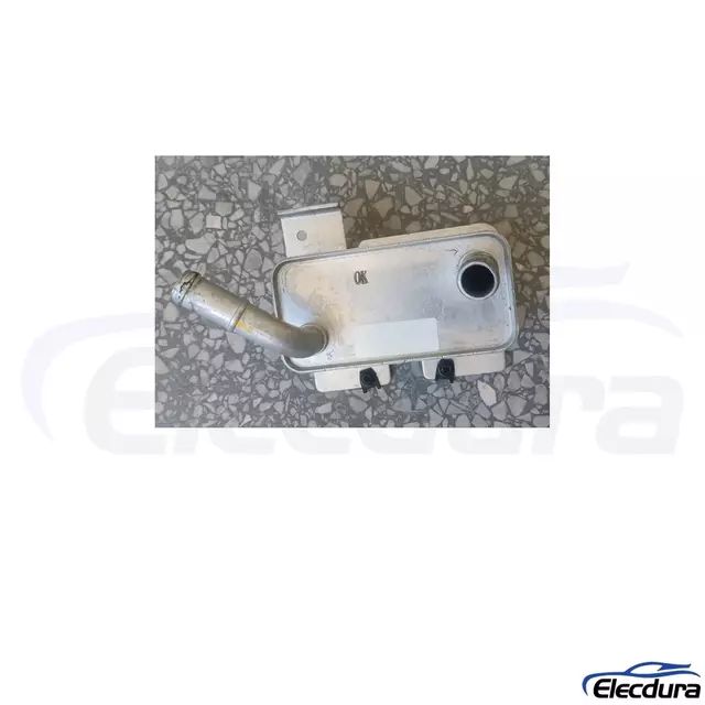 Замена послепродажного обслуживания масляного радиатора двигателя Hyundai 25671-G7500 для оптовых импортеров
